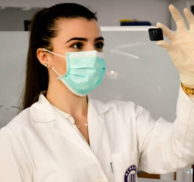 lab-expert-team-member-3